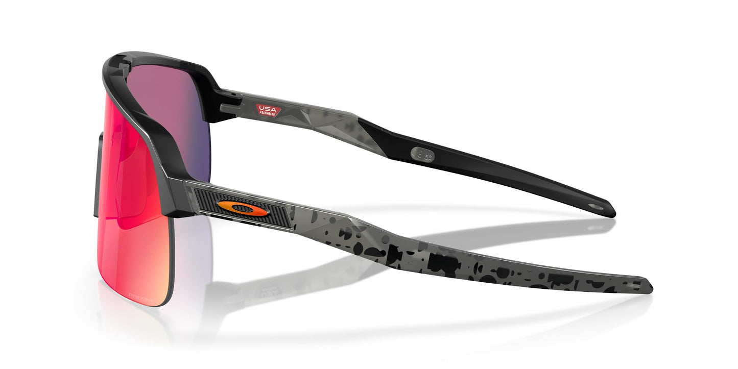 Oakley Men's OO9463A Sutro Lite Low Bridge Fit Rectangular Sunglasses, Black, 39 mm