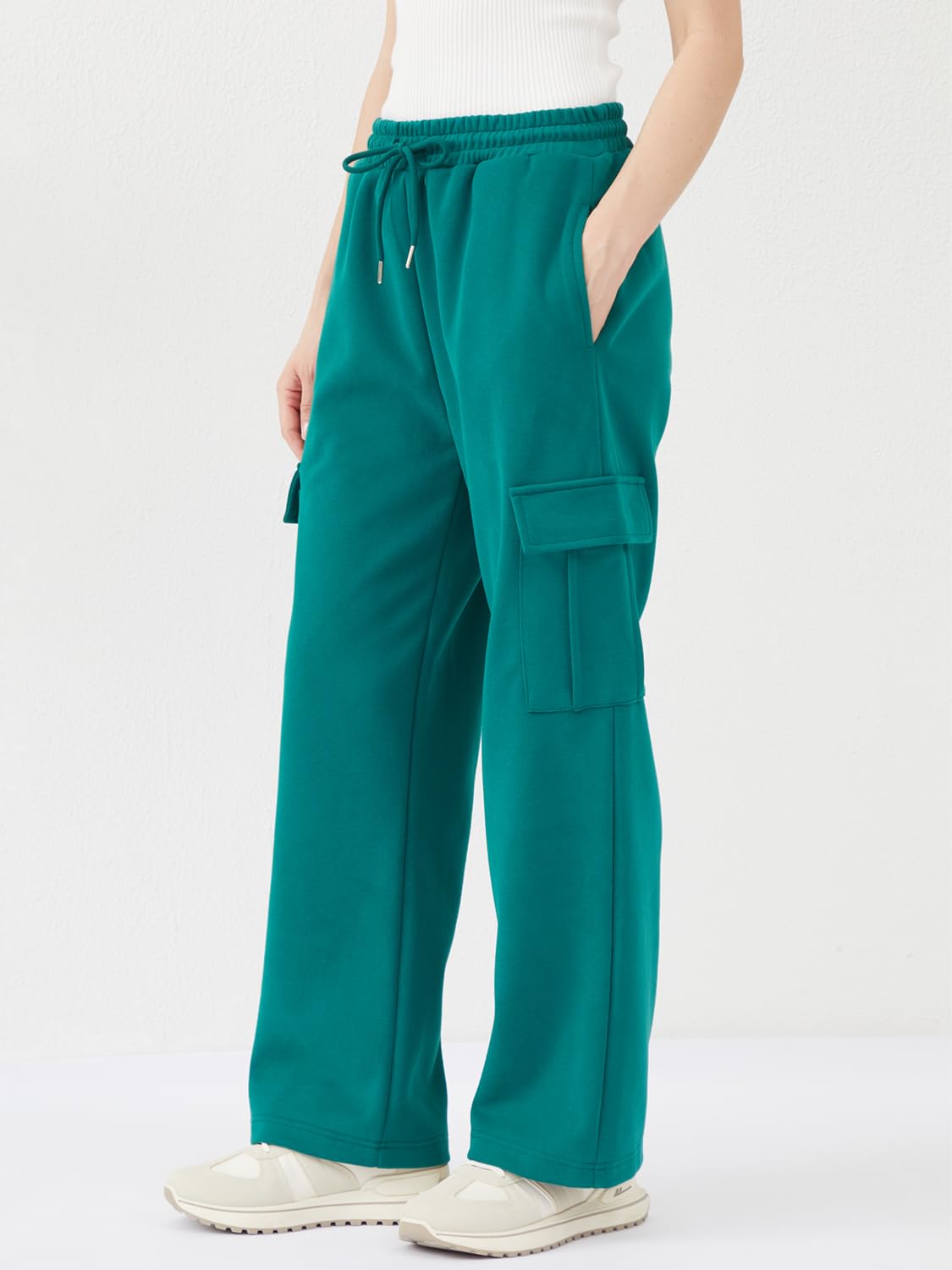 EYZH Womens Cargo Sweatpants High Waist Wide Leg Pants Drawstring Pockets Women Lounge Workout Long Pants Fall Winter Clothes Dark Green