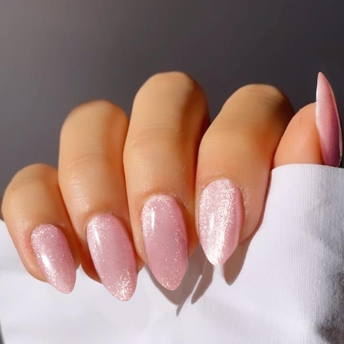 GLAMERMAID Pink Press on Nails Short Almond, Handmade Magnet Cat Eyes Jelly Gel Fake Nail Kits, Ombre Glitter Magnetic Glue on Nail Stiletto, Mermaid Medium Oval Stick on False Nail Set for Women