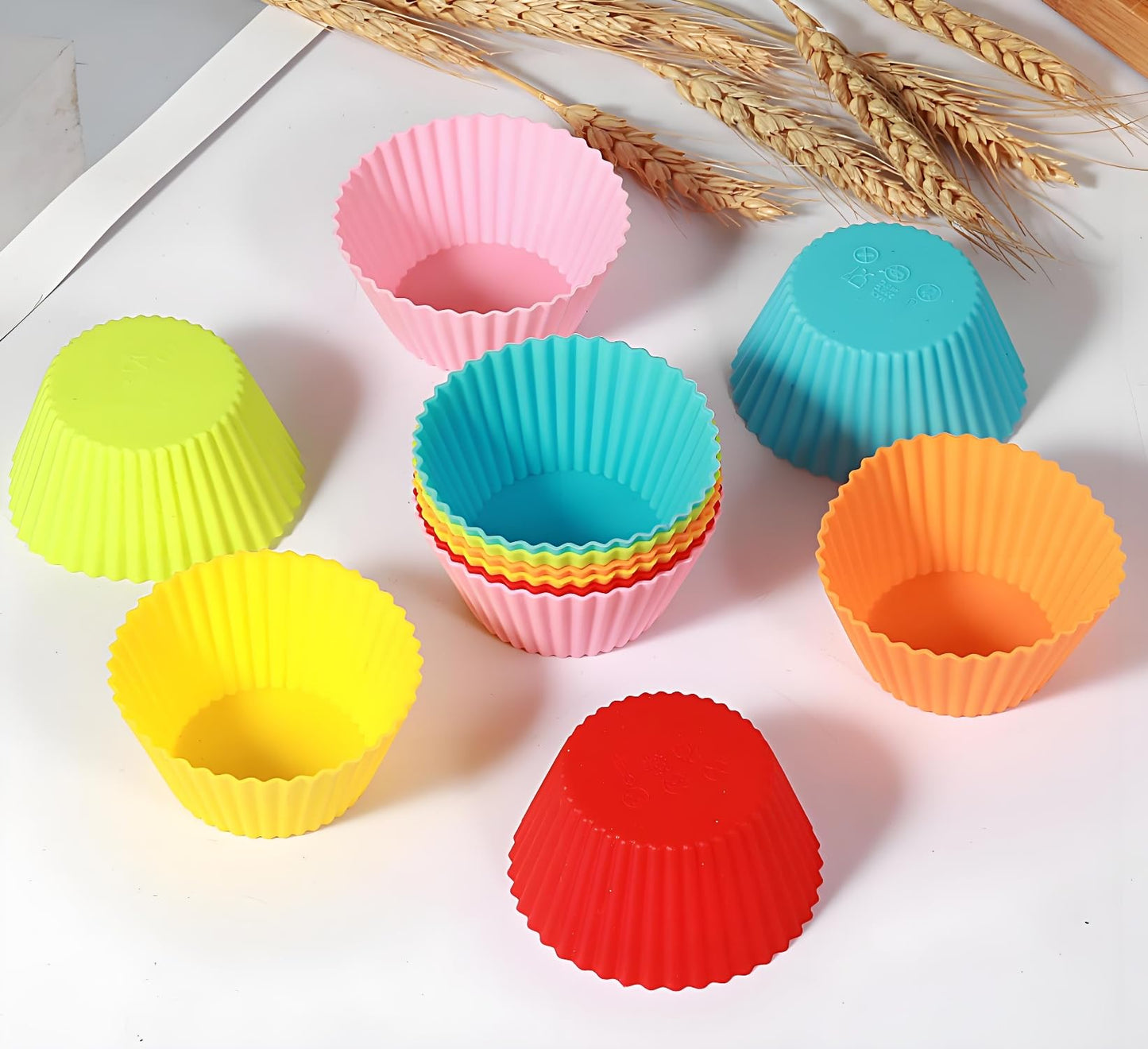 Baking Cups 24 Pack, Multi-color Reusable Silicone Cupcake Liners, Non-stick and Flexible Muffin Pans for Baking, Easy To Clean Cupcake Molds, 2.8 × 1.2 × 1.8 Inch