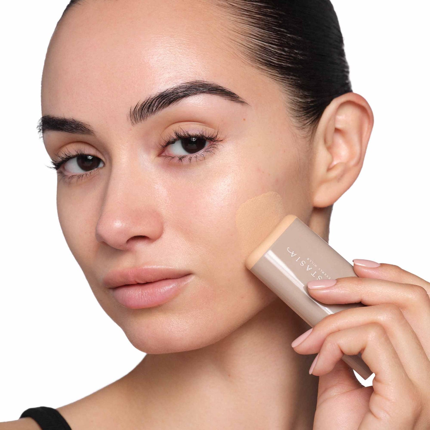 Anastasia Beverly Hills - Beauty Balm Serum Boosted Skin Tint - Shade 6
