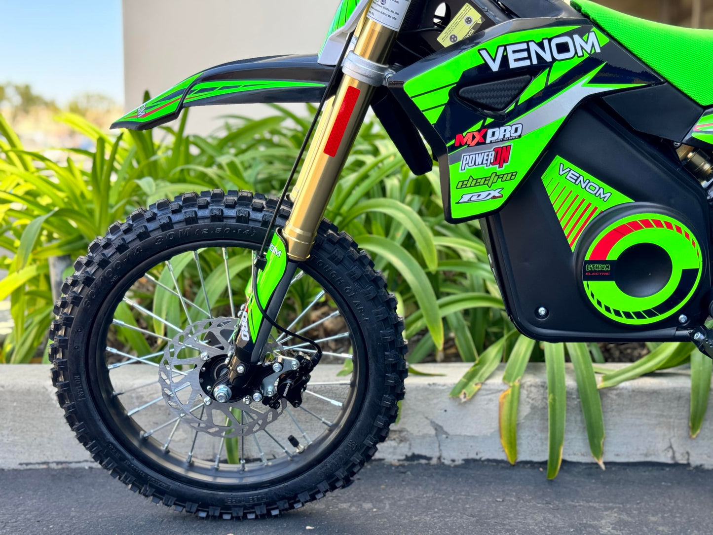 Venom 1600W Pro Electric Dirt Bike 48V Lithium Battery | Advanced Speed Governor | Hydraulic Disk Brakes | MID-Size, Green