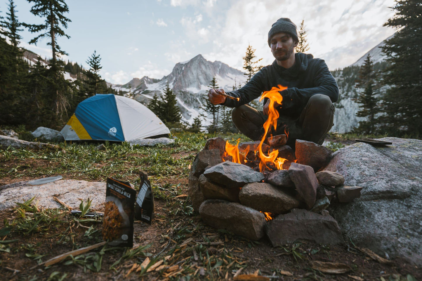 Sierra Designs Meteor Lite, Freestanding Lightweight Backpacking & Camping Tent with 2 Doors/Vestibules, Stargazer Rain Fly, Aluminum Poles (2-Person)