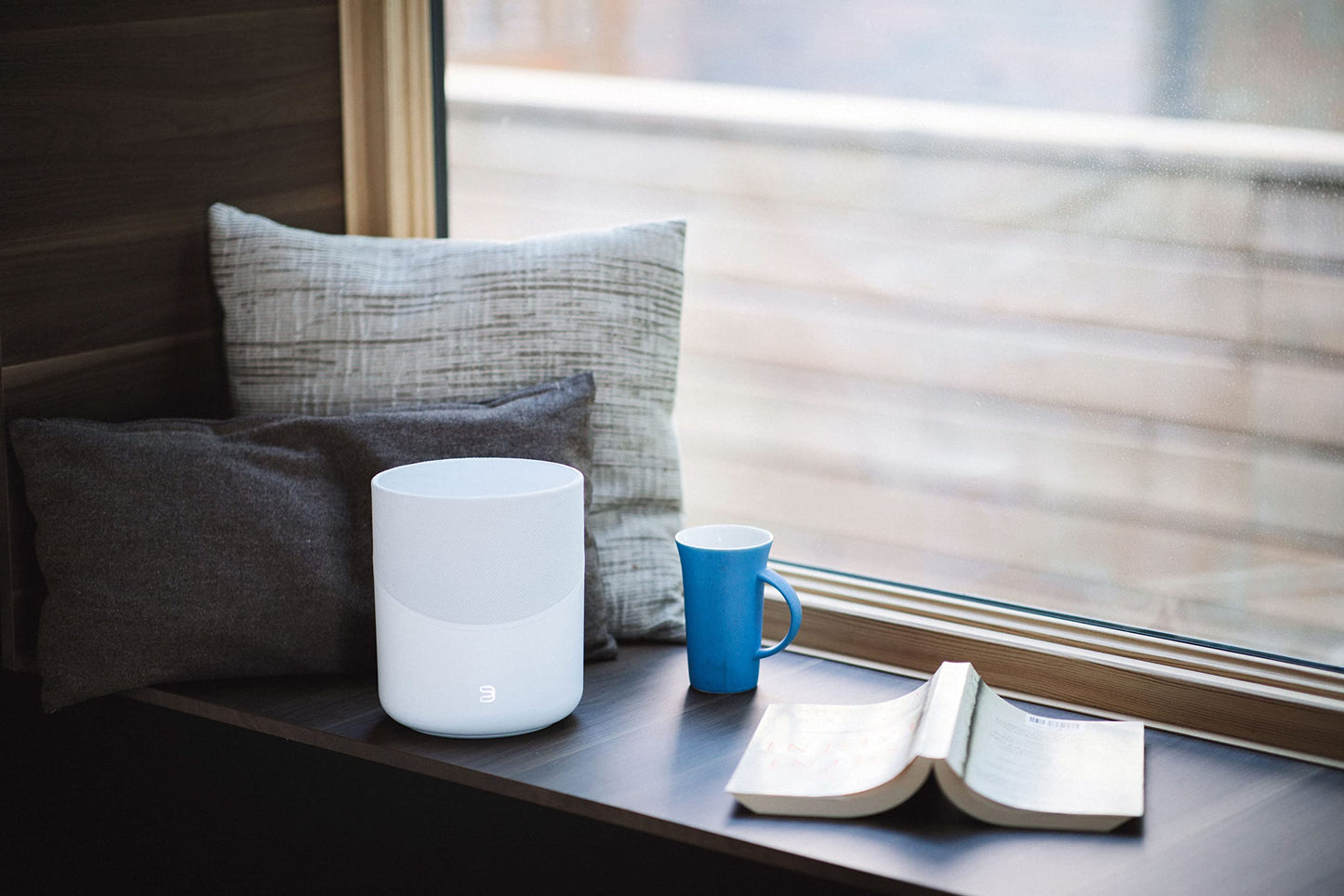 Bluesound Pulse M Omni-Hybrid Wireless Music Streaming Speaker with Bluetooth - White - Compatible with Alexa and Siri