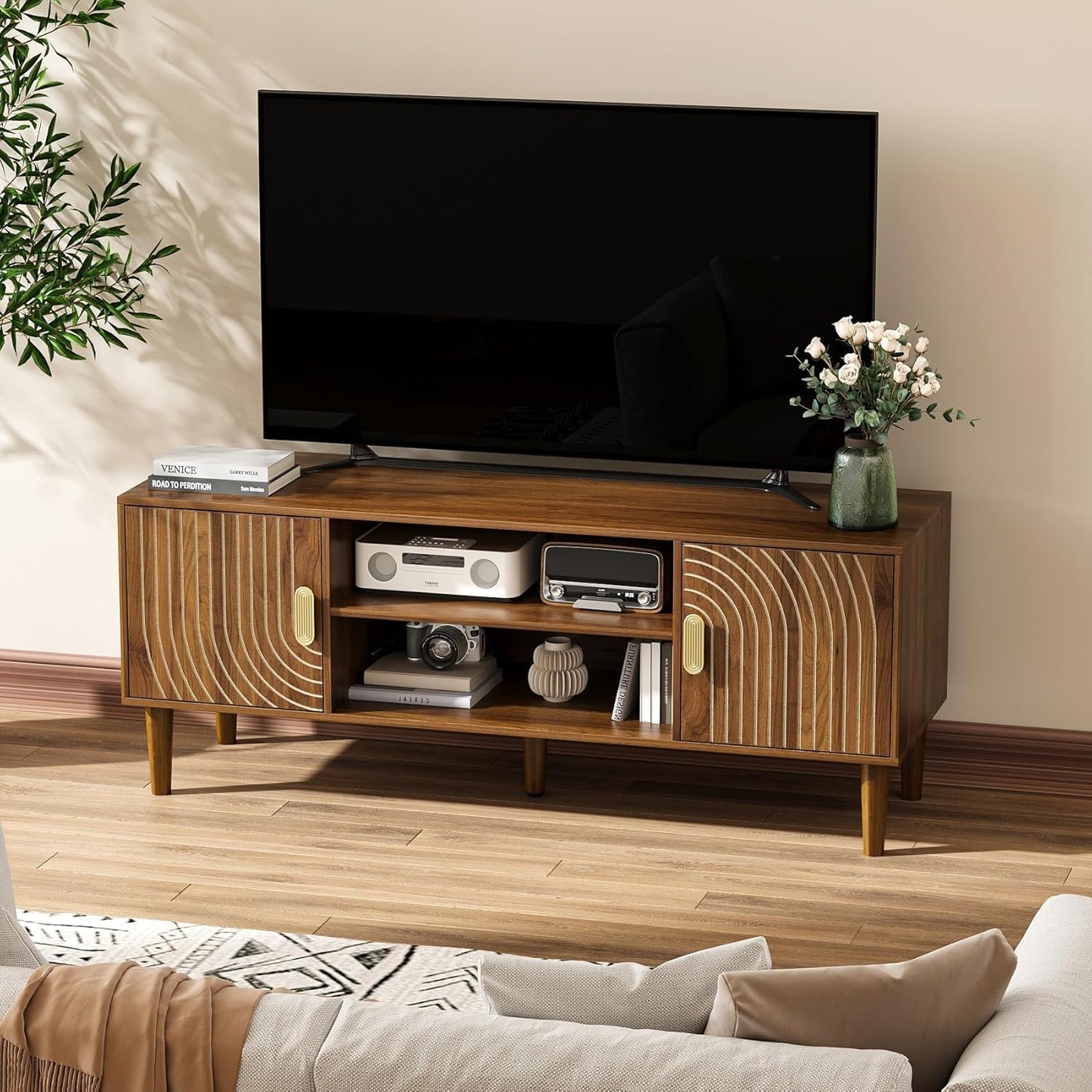 Algherohein 43" TV Stand for TVs up to 55 Inch, Entertainment Center with Storage and Adjustable Shelves, Modern Media Console for Living Room, Walnut