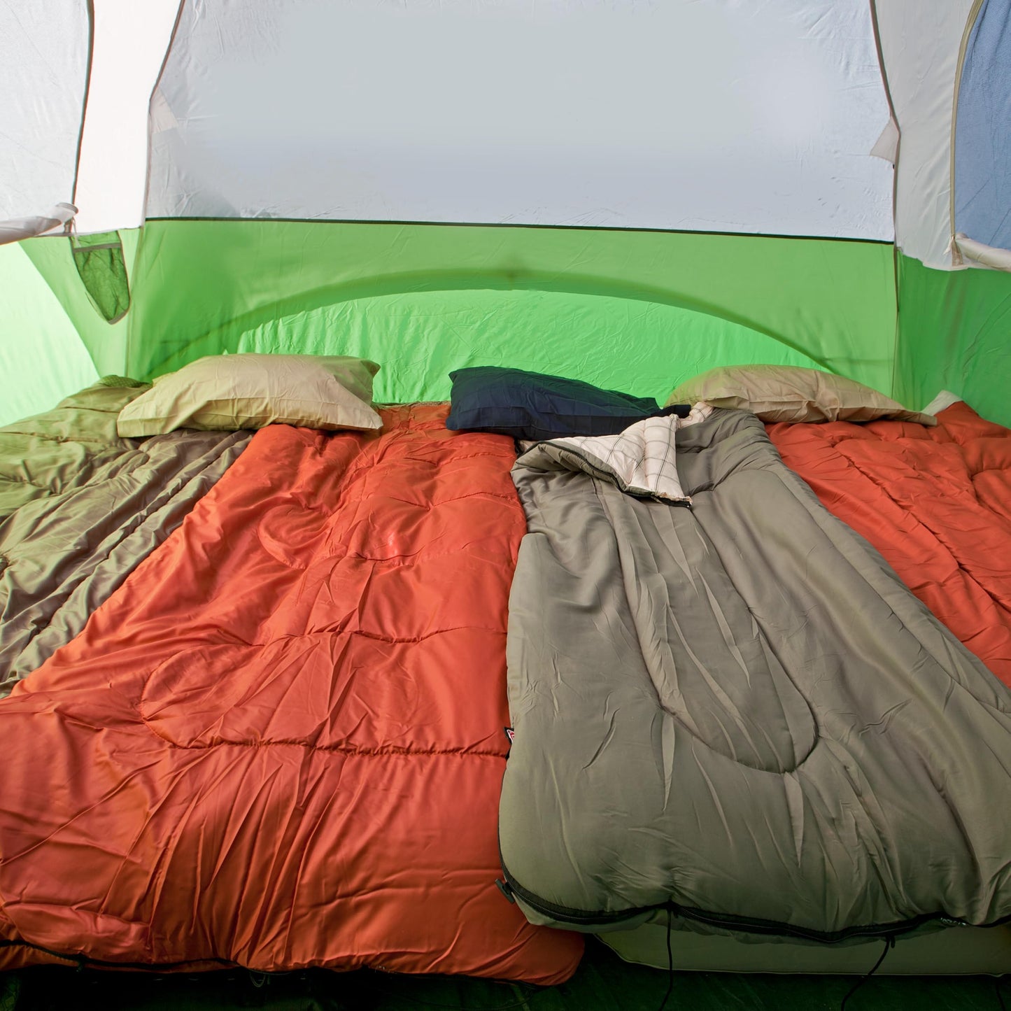 Coleman Evanston 6/8-Person Camping Tent with Screen Porch, Weatherproof Tent Sets Up in 15 Mins, Included Rainfly & Carry Bag, Made of PFAS-Free Materials