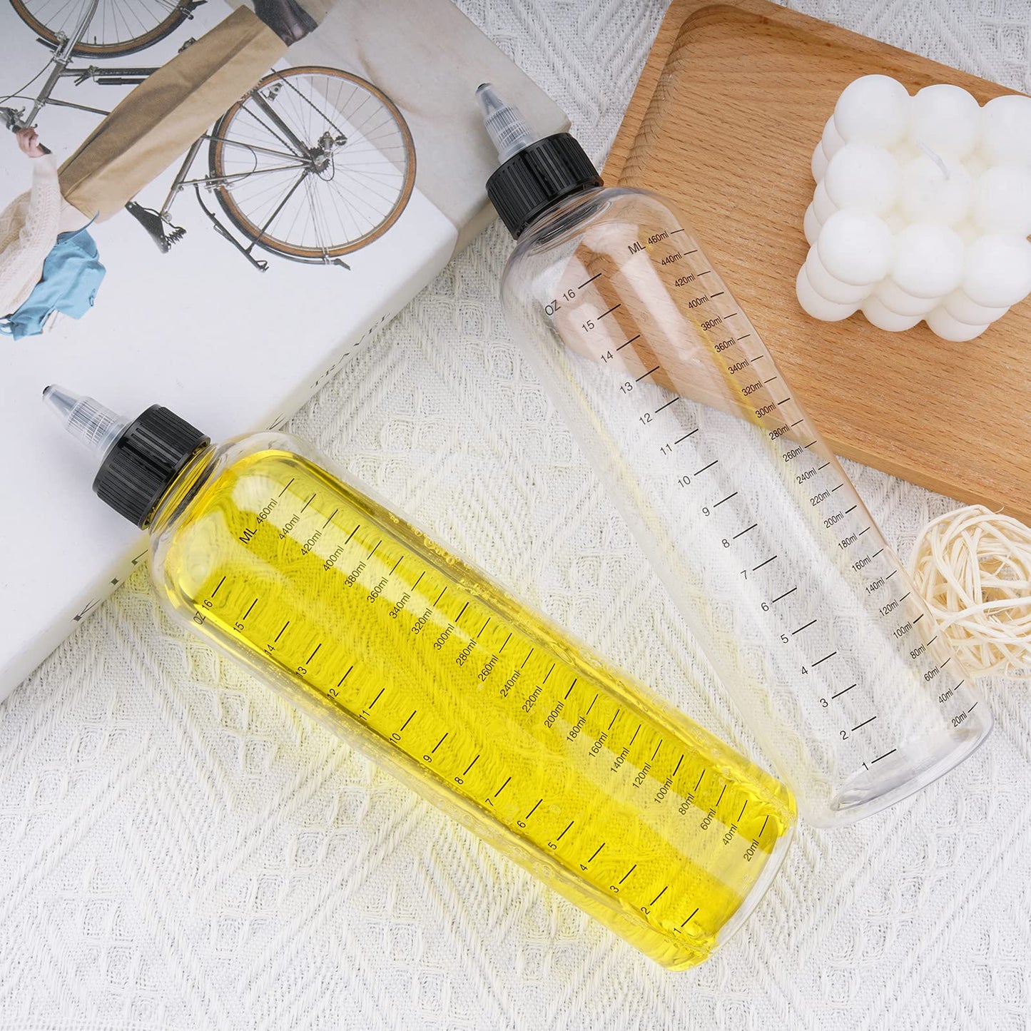 Cosywell Hair Oil Applicator 16.9oz Measured Squeeze Bottles with Graduated Scale Dye Applicator Bottle Twist-On Top Tip Cap Empty Plastic Color Oil Bottle 2 Pack