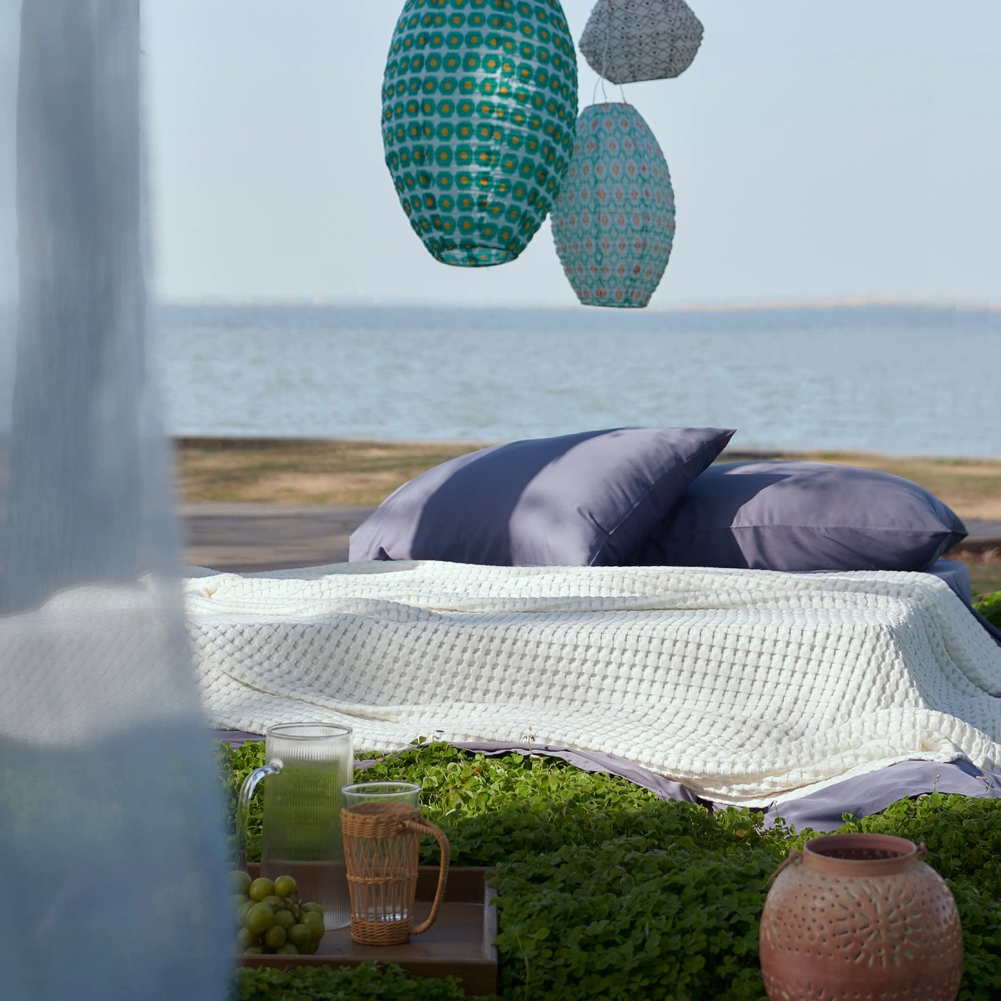 Bedsure Cooling Cotton Waffle King Size Blanket - Lightweight Breathable Summer Blanket of Rayon Derived from Bamboo for Hot Sleepers, Luxury Throws for Bed, Couch and Sofa, Ivory, 104x90 Inches