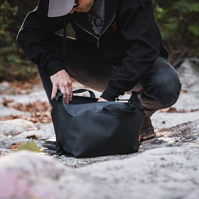 Magpul DAKA Takeout Large 8.88L Tactical Bag All-Purpose Durable Water-Resistant Heavy Duty Zipper Pouch
