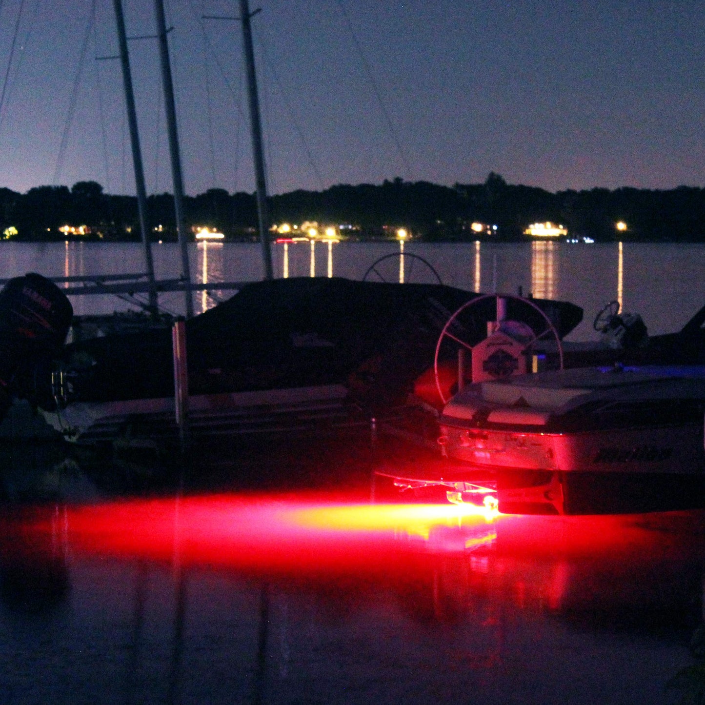 Tidal Wake IP68 Underwater 1/2in Standard Boat Drain Plug LED Light Built-in Driver & Overheat Protection 3 Yr/50,000hr Warranty, 316 Stainless Steel, 12-30v/27w,1800 lumen w/Storage Bag (Red)