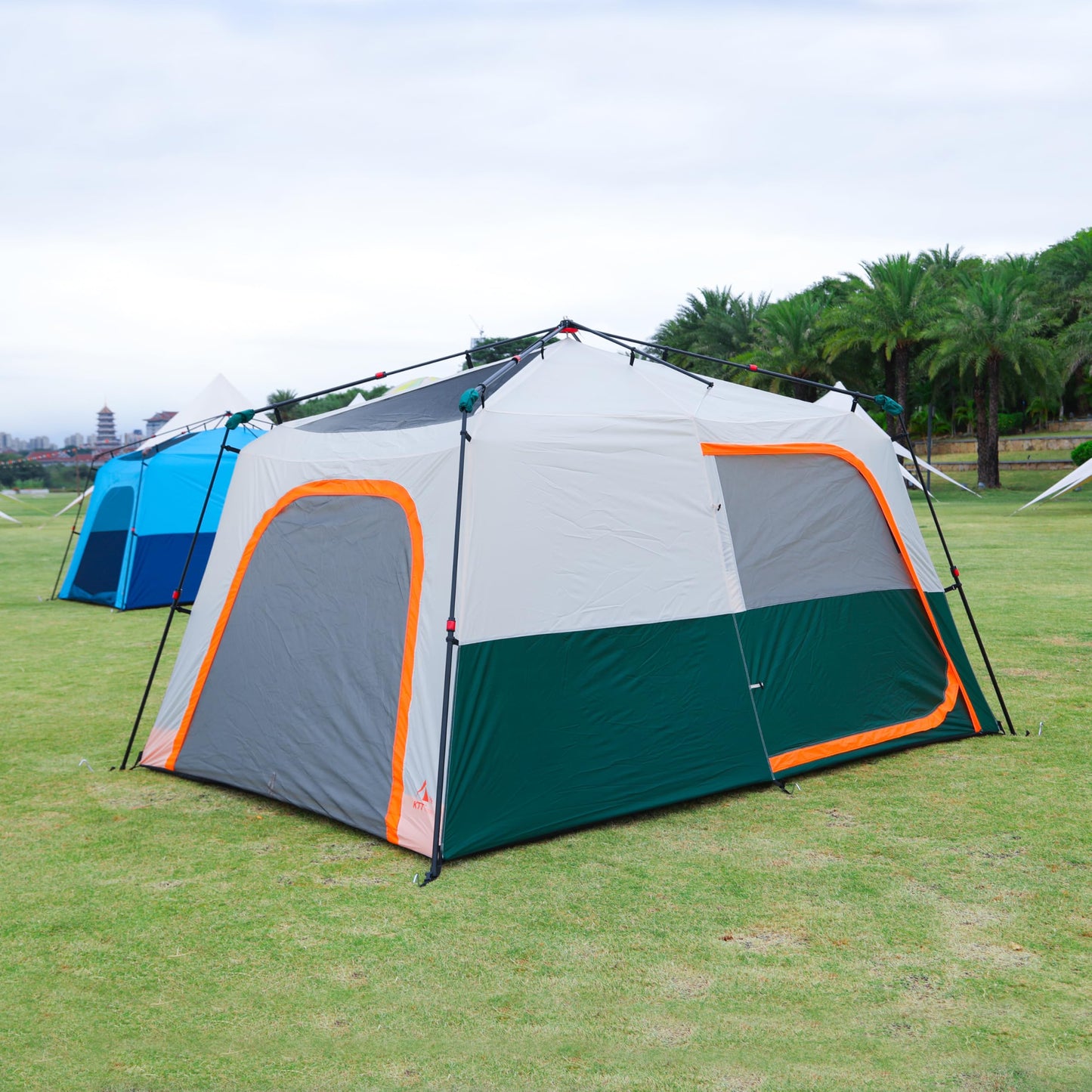 KTT Instant Tent 6-8 Person A,Large Family Cabin Tents,Automatic Tent Build Quickly in 60S,2 Rooms,2 Top Windows,3 Doors and 3 Windows with Mesh,Waterproof,Big Tents for Outdoor,Picnic,Camping(Green)