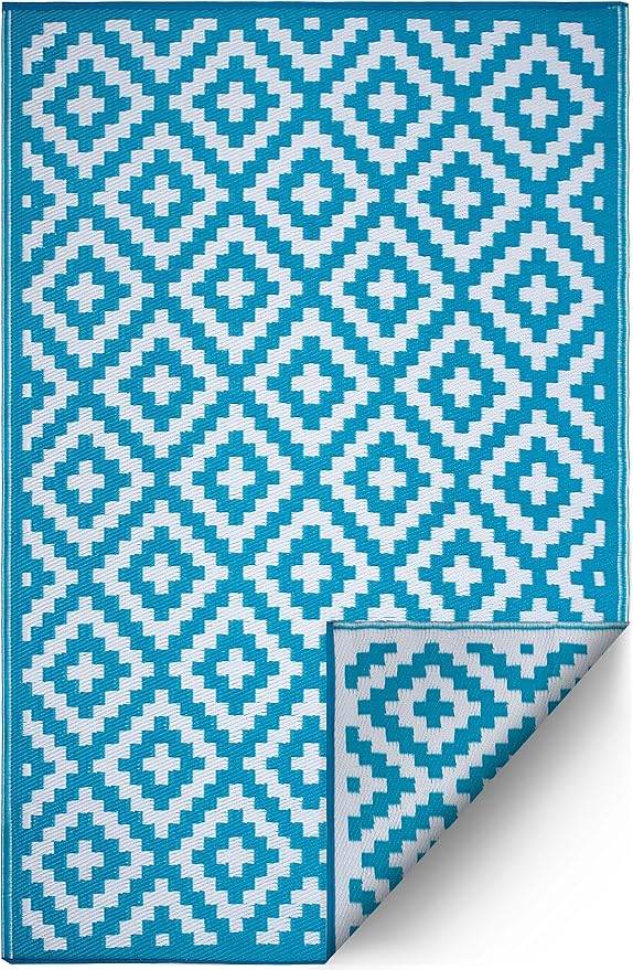 FH Home Outdoor Rug - Waterproof, Fade Resistant, Reversible - Premium Recycled Plastic - Geometric - Large Patio, Deck, Sunroom, Camping, RV - Aztec - Teal & White Crease Free - 6 x 9 ft
