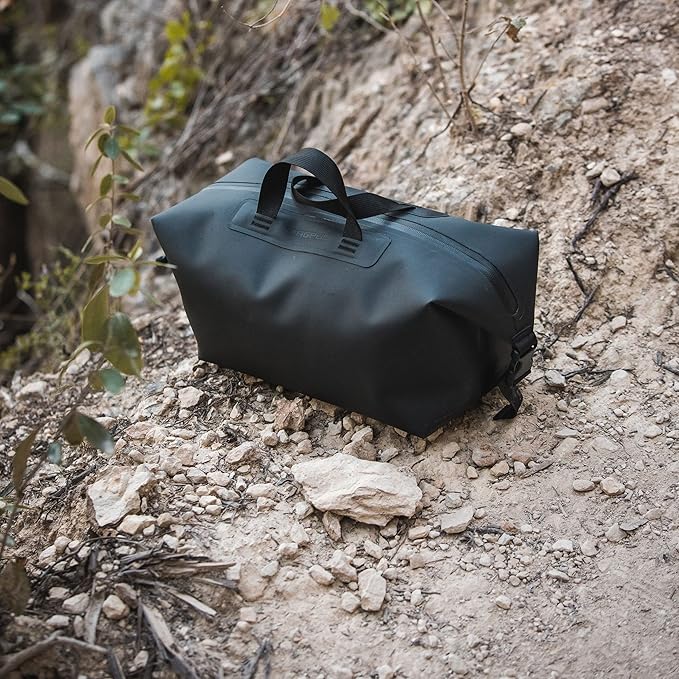 Magpul DAKA Takeout Large 8.88L Tactical Bag All-Purpose Durable Water-Resistant Heavy Duty Zipper Pouch