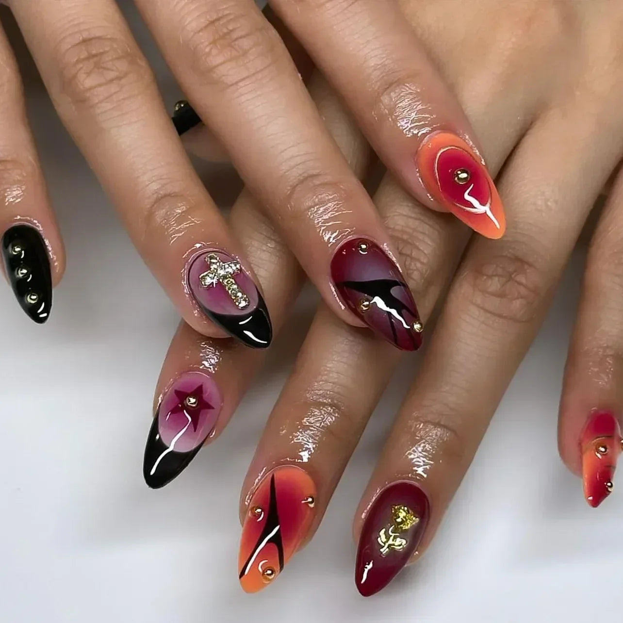24pcs Short Almond Fake Nails