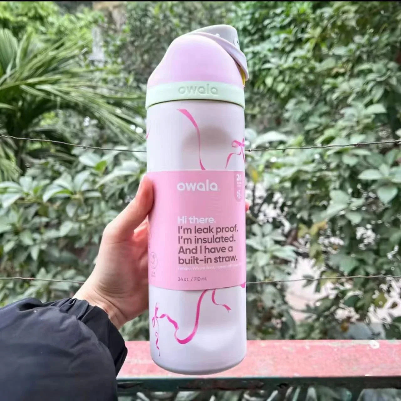 Owala FreeSip Insulated Water Bottle 24Oz/32Oz