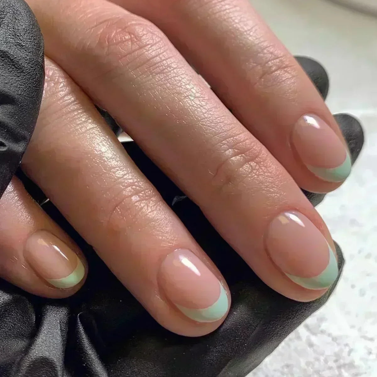 24pcs Short Almond Fake Nails