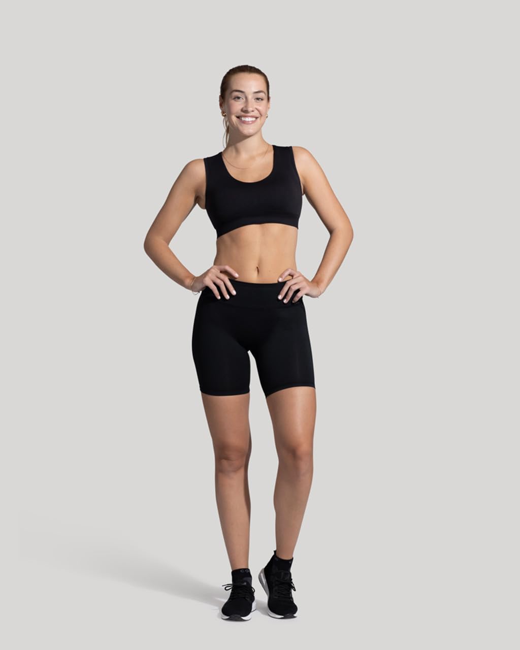 Tommie Copper Seamless Compression Bra with Back Support - Wireless, Soft and Stretchy Posture Corrector - Black, Small