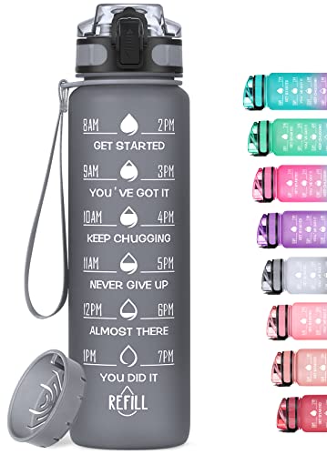 MEITAGIE 32oz Motivational Water Bottle with Time Marker & Fruit Strainer, Leak-proof BPA Free Non-Toxic 1l Bottle with Carrying Strap, Perfect for Fitness, Gym and Outdoor Sports (Graphite)
