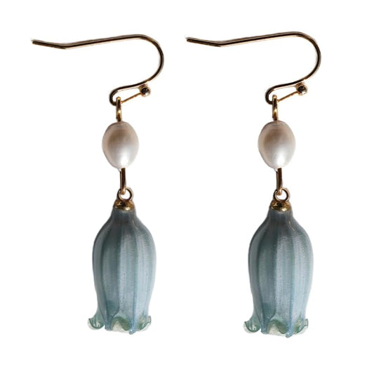 All natural delicate Campanula flowers paired with pearl drop earrings are handmade and unique，Vintage-Style Pearl Drop Earrings, Blue Glass Bell Flower Design, Gold-Tone Hooks，Real Preserved Bellflower & Freshwater Drop Earrings | Handmade Hypoallergen