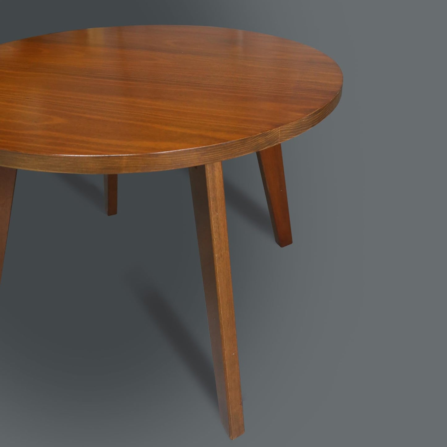 American Trails Genuine 100% Hardwood Round Coffee Table - Hand-Wiped Sweet Oak