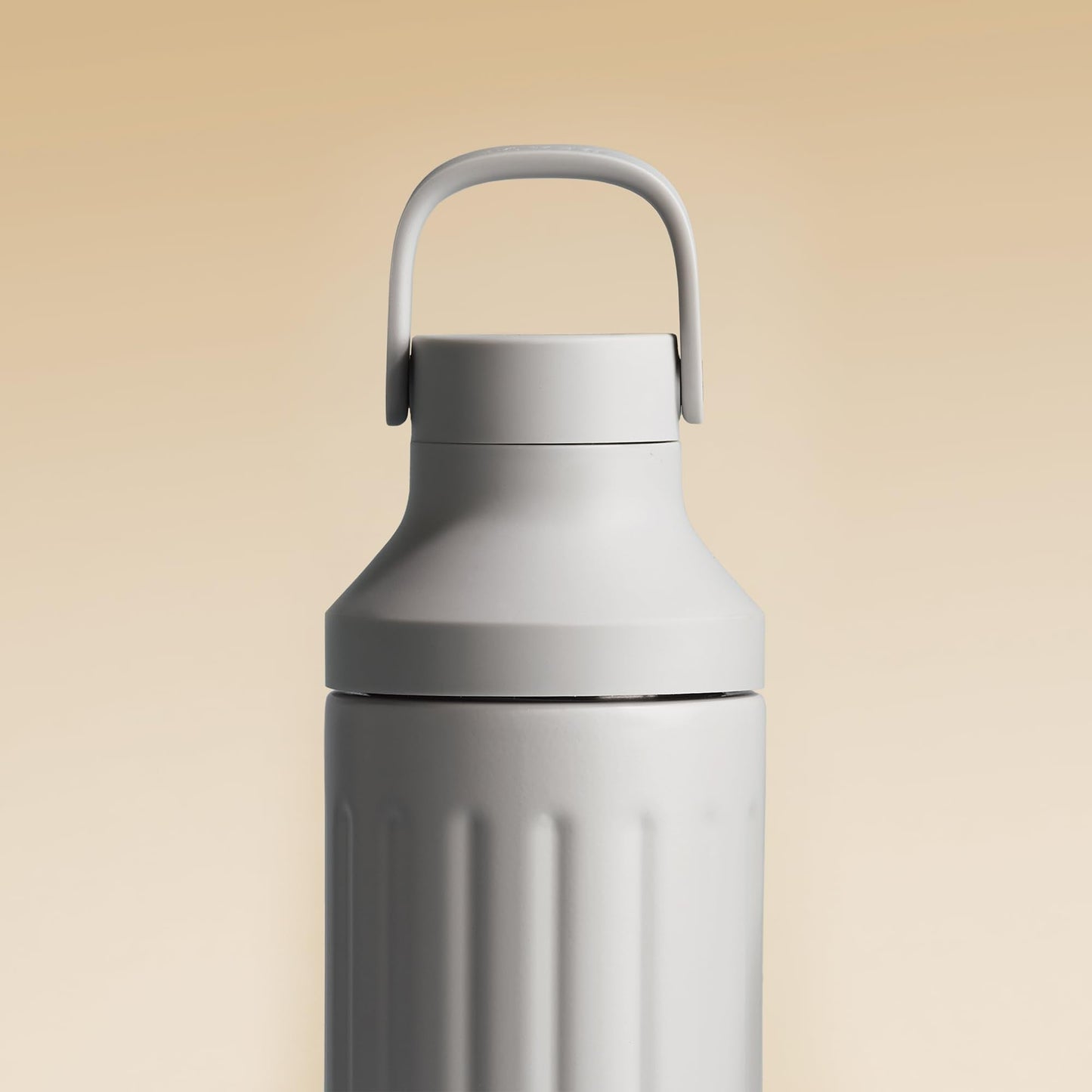 Beast Blender Tonal | Kitchen Countertop Design | Blend Smoothies and Shakes, Dressings, Sauces, Dips | Stainless Steel Bottle | Straw Cap and Straws Included | 1000W (Pebble Grey)