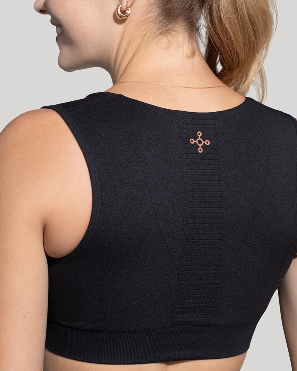 Tommie Copper Seamless Compression Bra with Back Support - Wireless, Soft and Stretchy Posture Corrector - Black, Small