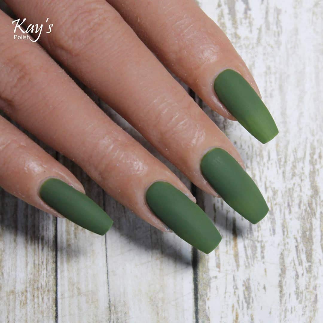 AIMEILI Soak Off UV LED Gel Nail Polish - Kale (073) 10ml