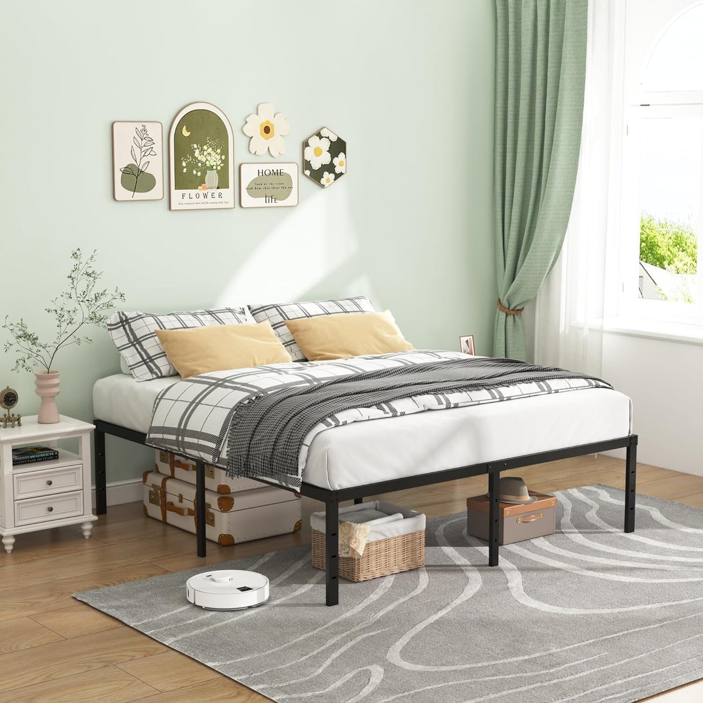 Approgreent Metal Queen Bed Frame, Durable Platform Queen Size Bed Frame, Heavy Duty Queen Bed Frame, No Box Spring Needed, Large Storage Space Under Bed, Quiet Without Noise Queen Bed Frame, Black