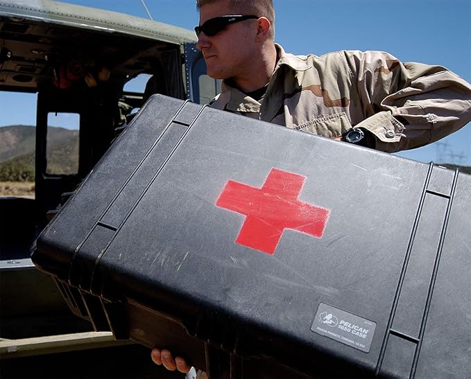 Pelican 1650 Camera Case With Foam, Desert Tan