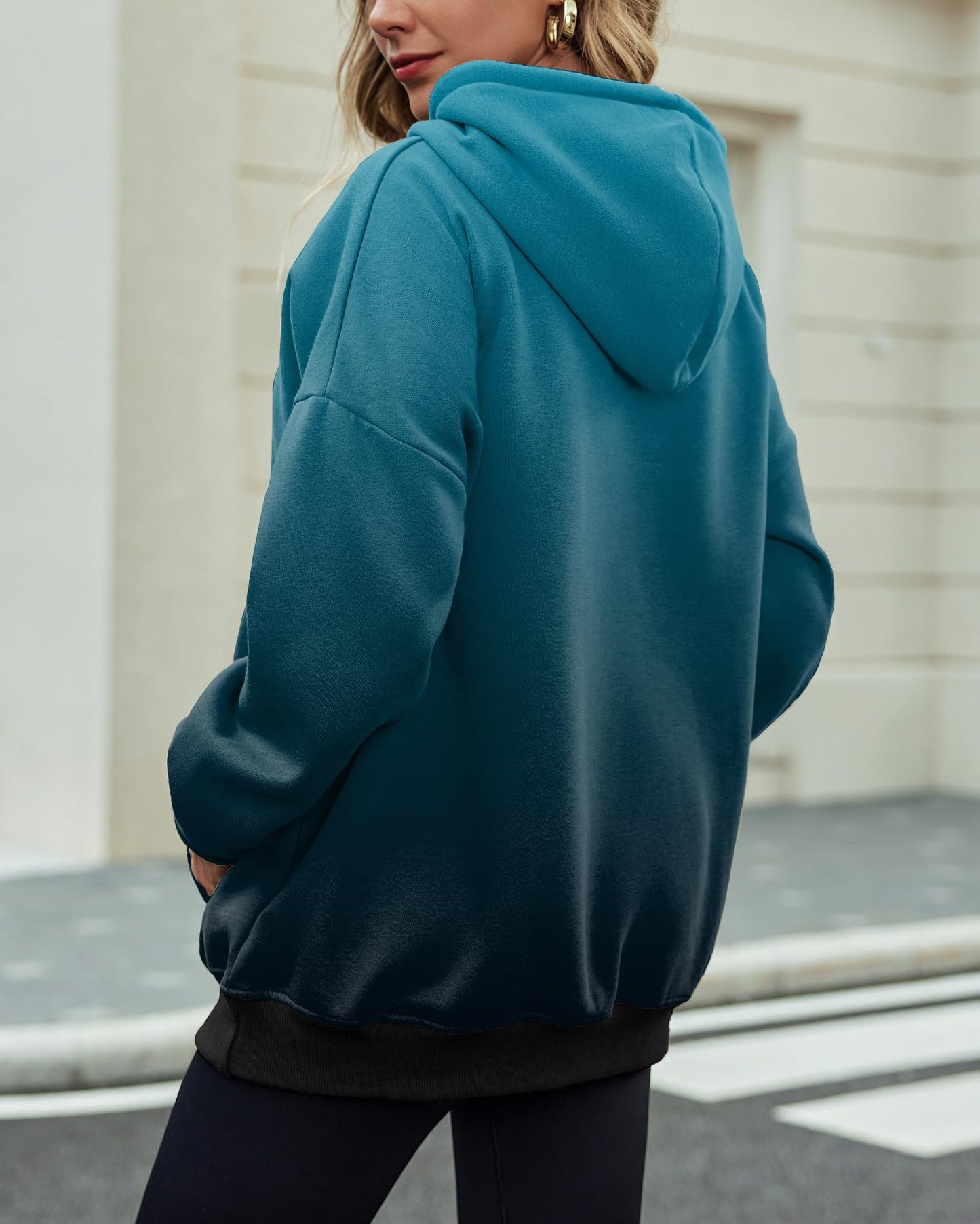 Zeagoo Sweatshirts for Teen Girls Graphic Hoodies Oversized Y2k Fashion Hoodie Pullover Fall Winter Coat Blue Gradient Medium