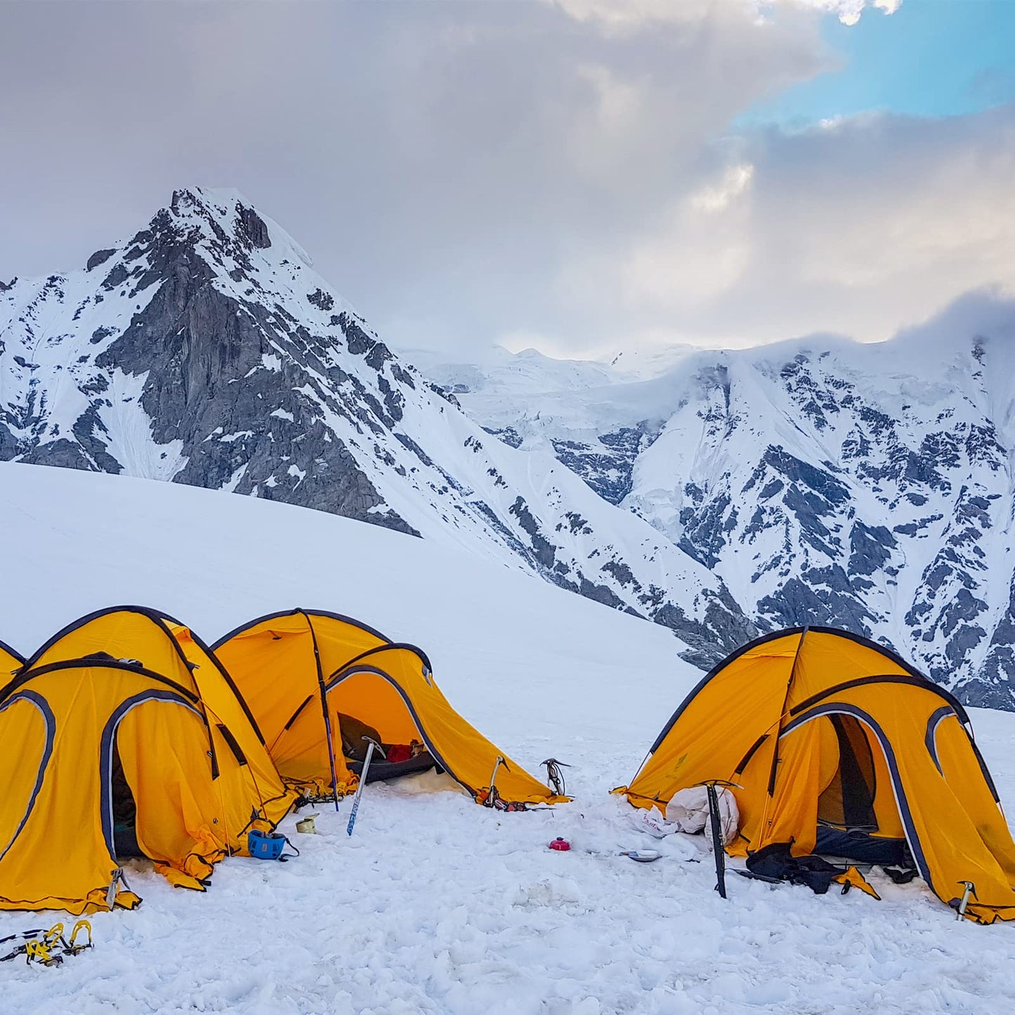 Geertop Portable 2 Person 4 Season Camp Tent Waterproof Backpacking Tent Double Layer All Weather for Camping Hiking Travel Climbing Mountaineering - Easy Set Up