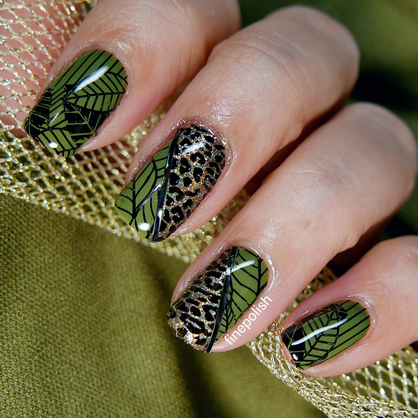 AIMEILI Soak Off UV LED Gel Nail Polish - Kale (073) 10ml