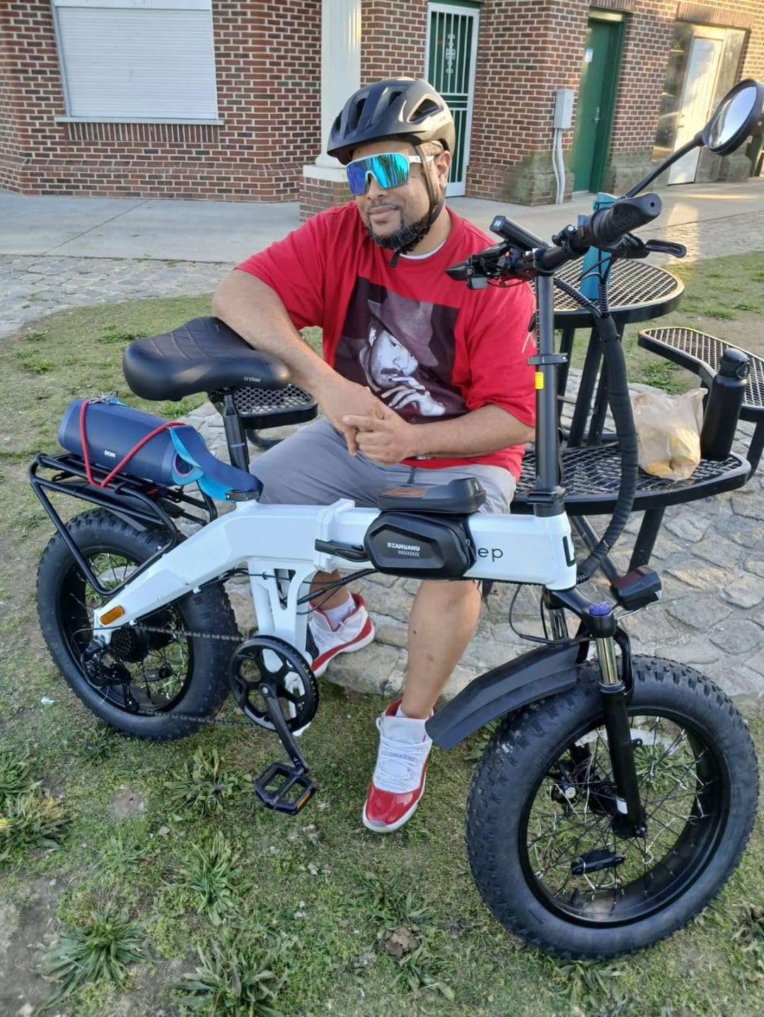 Luckeep Folding Electric Bike for Adults 1500W Peak Motor 28MPH 60 Miles 48V 720WH Battery 20*4 Inch Fat Tire E-bike Foldable Ebikes for Adults Electric Bicycle with Anti-Theft Alarm & UL 2849 -White