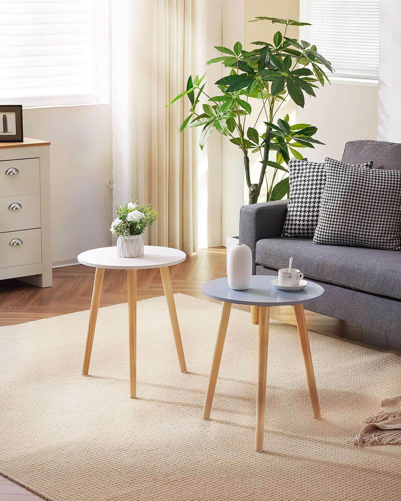Apicizon Round Side Table, White Bedside Table Coffee End Table for Bedroom, Living Room, Small Spaces, Easy Assembly Nightstands with Natural Wood Legs, 16.5 x 20.5 Inches
