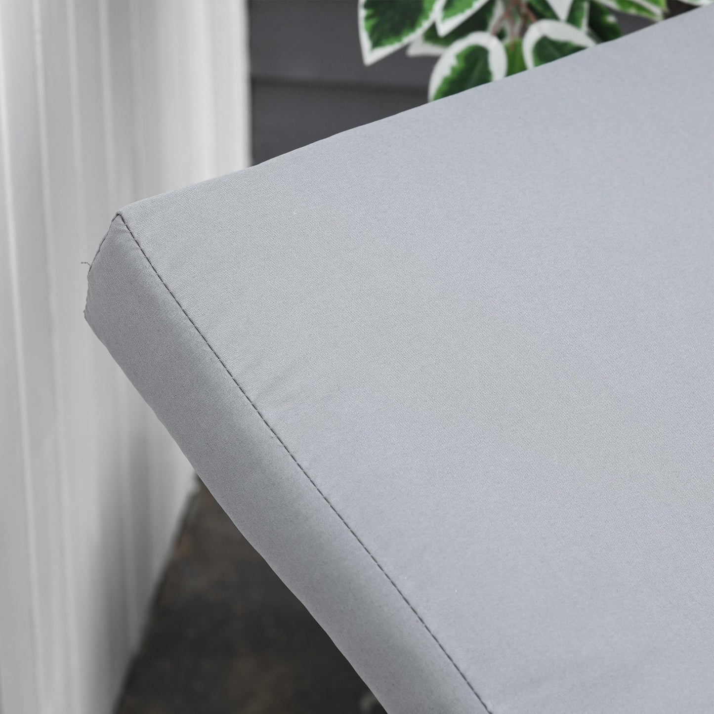 Outsunny Outdoor Wicker Swivel Recliner Chair, Reclining Backrest, Lifting Footrest, 360° Rotating Basic, Water Resistant Cushions for Patio, Gray