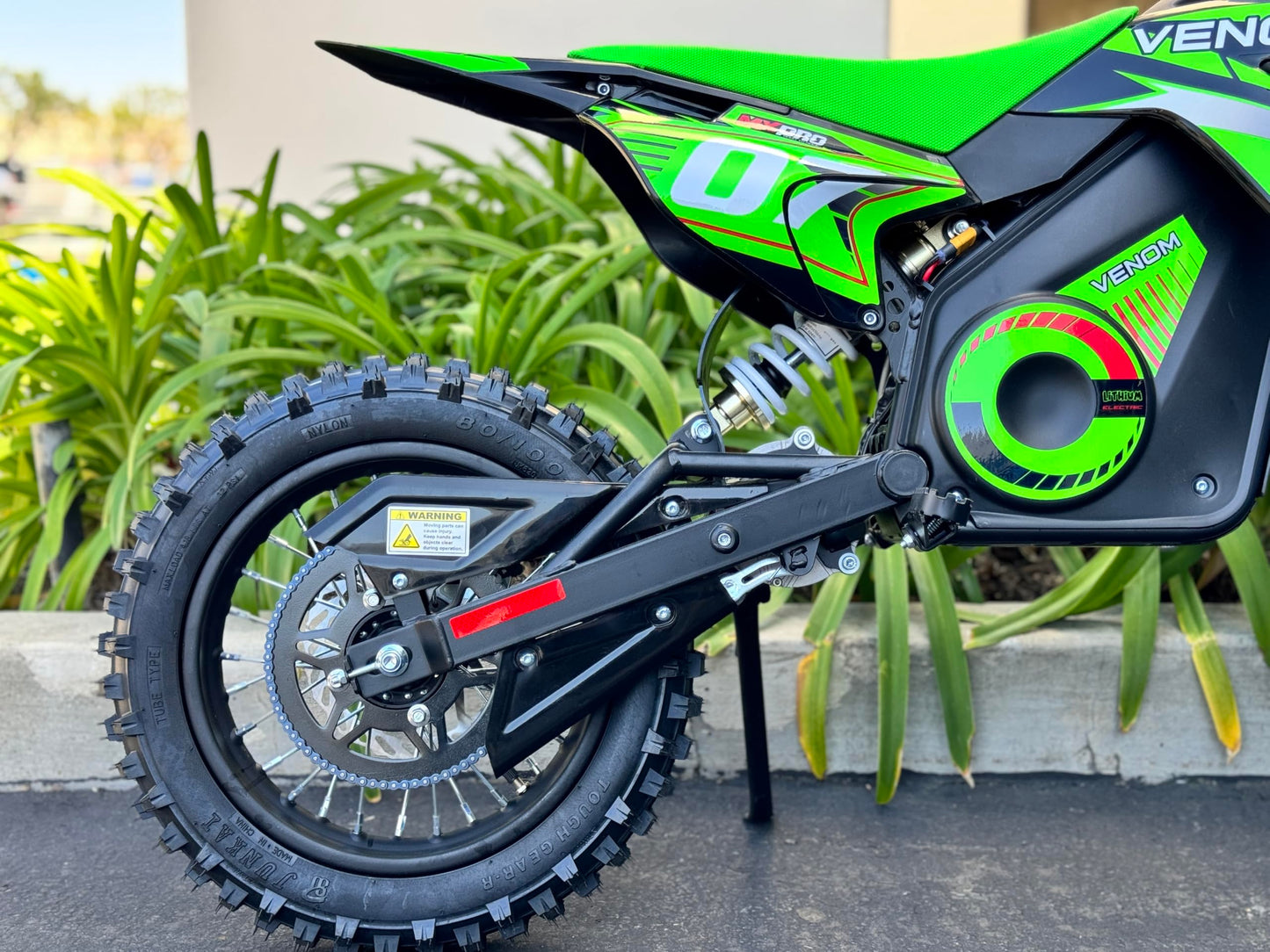 Venom 1600W Pro Electric Dirt Bike 48V Lithium Battery | Advanced Speed Governor | Hydraulic Disk Brakes | MID-Size, Green