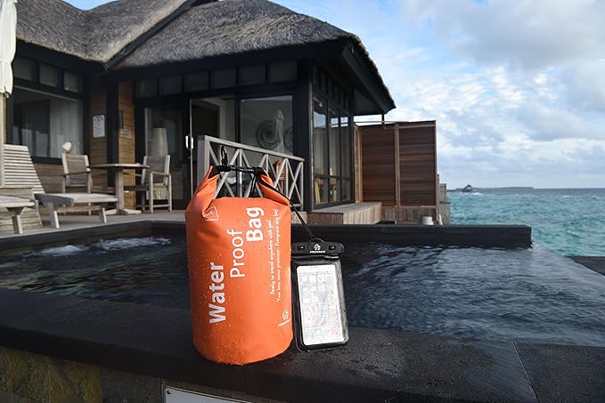 Waterproof Dry Bag - Lightweight Dry Sack with Seals and Waterproof Case - Float on Water - Keeps Gear Dry for Kayaking, Beach, Rafting, Boating, Hiking, Camping and Fishing