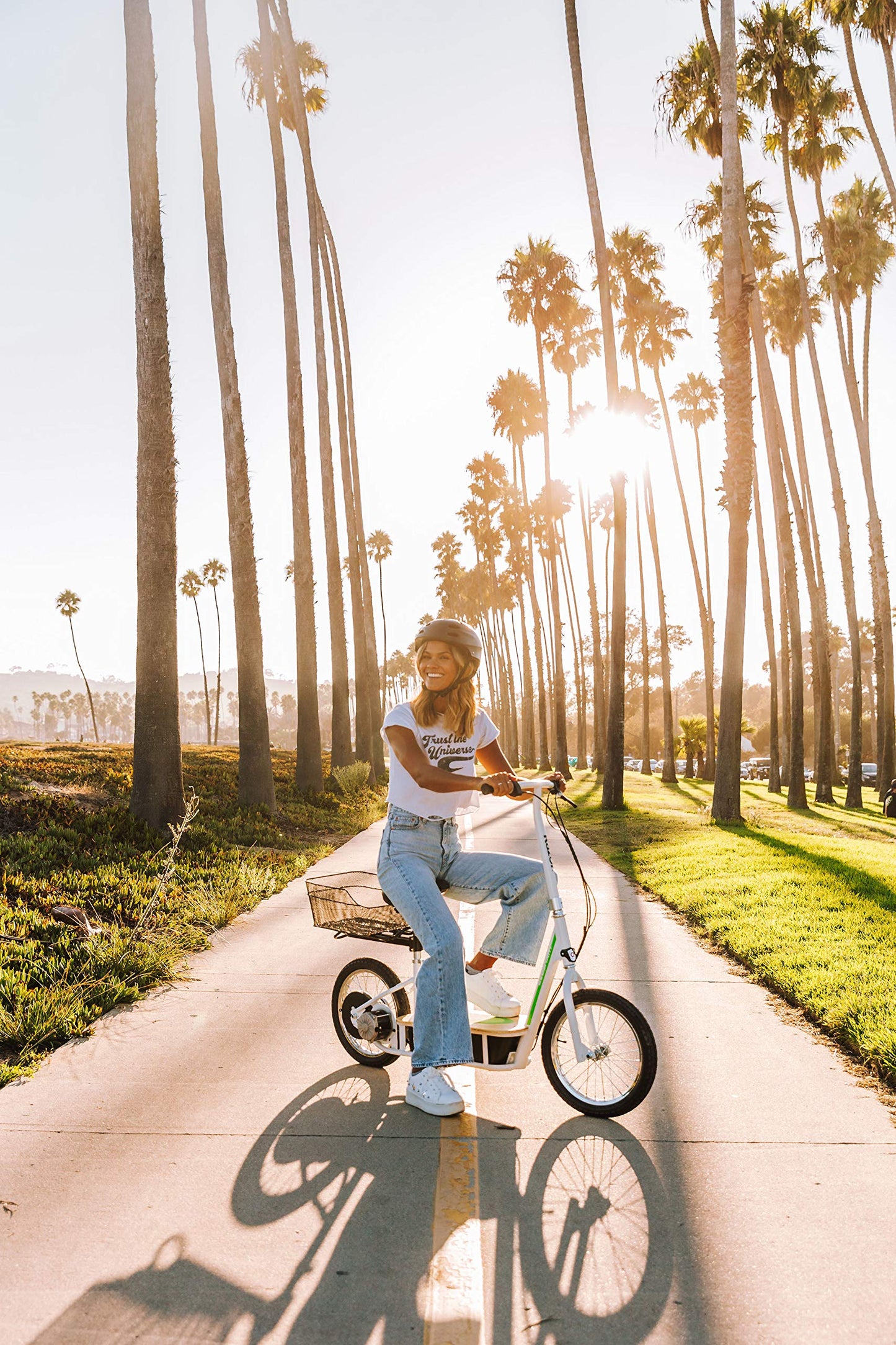 Razor EcoSmart Metro Electric Scooter Chain-Driven Motor - White - FFP