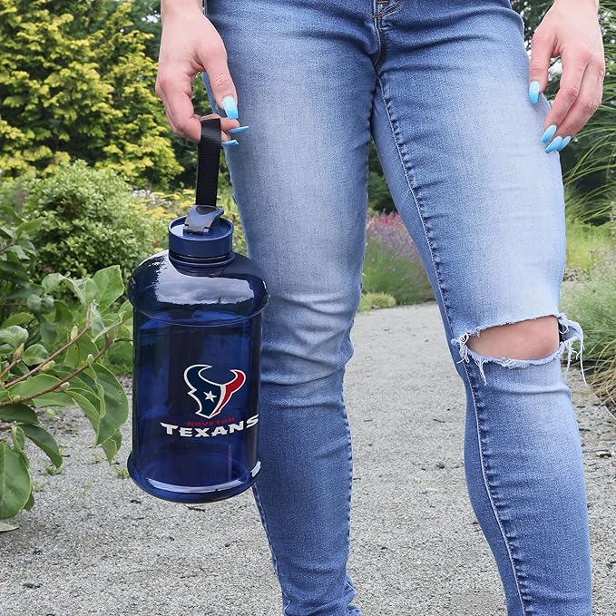 FOCO NFL Team Logo 2L Plastic Clear Large Sports Water Bottle