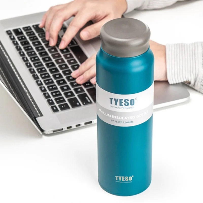 Tyeso Insulated Water Bottle